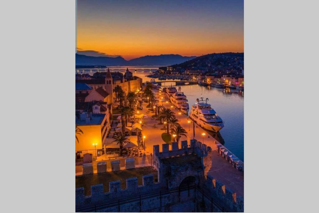 Apartamento Oleandar Trogir Exterior foto