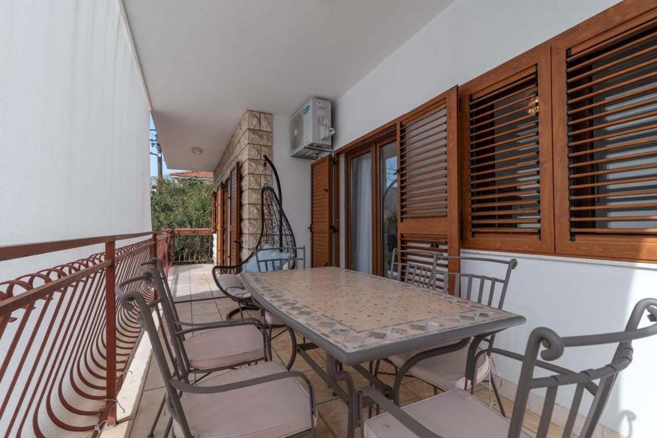 Apartamento Oleandar Trogir Exterior foto